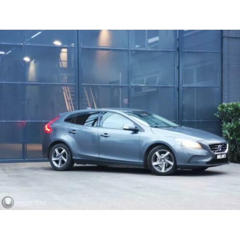 Volvo V40 1.6 D2 Summum Business 5DRS, NAP, NAVI, TREKHAAK