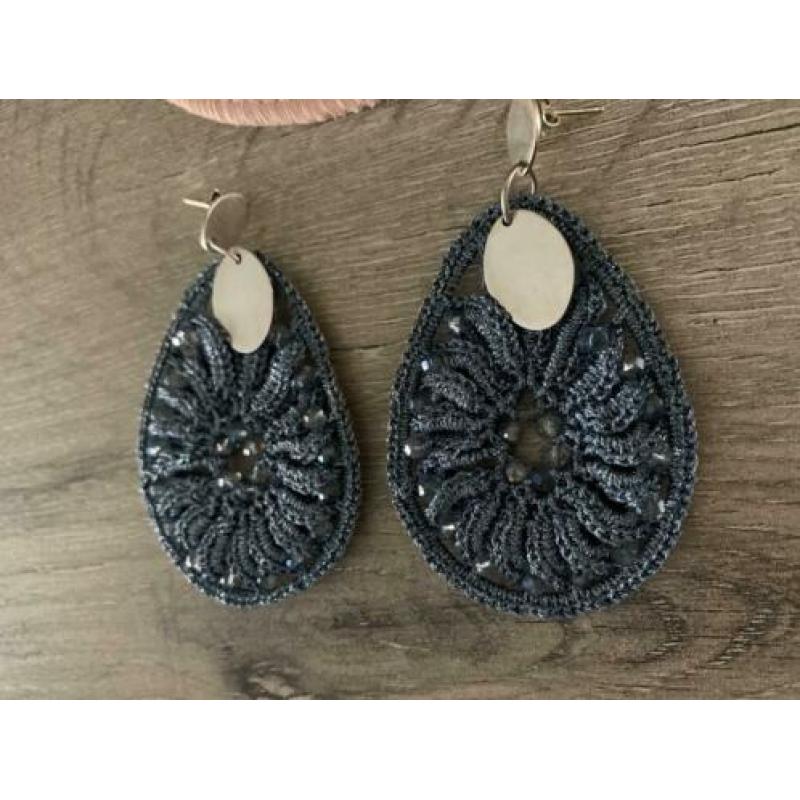Lott Gioielli oorbellen blauw