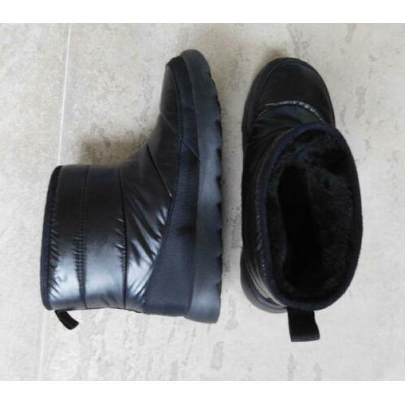 Skechers Bobs dameslaarzen maat 39, gevoerd, zwart, NIEUW.
