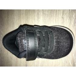 Nike flex contact maat 19,5