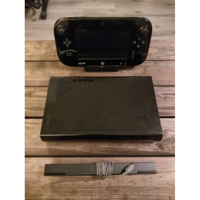 Wii U Console 32GB + 6 Spellen
