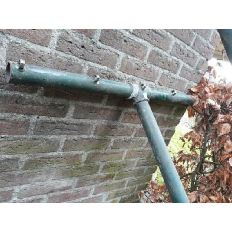 2x waslijpaal gegalviniseerd met rvs grondanker.