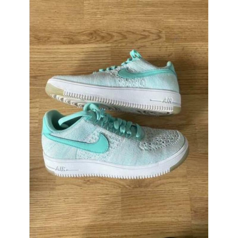 Nike airforce flyknit 2.0