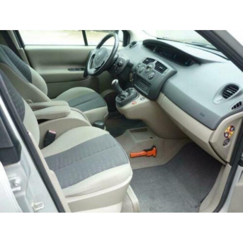 Renault Scenic 1.6 16v dynamique comfort ecc AIRCO bj 2006