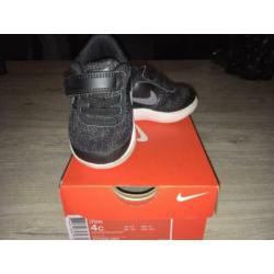 Nike flex contact maat 19,5