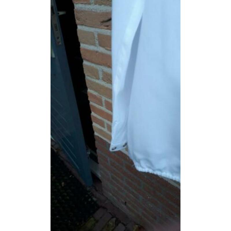 Mooie dunne witte blouse
