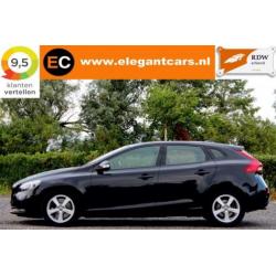 Volvo V40 2.0 D4 190 PK Momentum | Navigatie | Panoramadak |