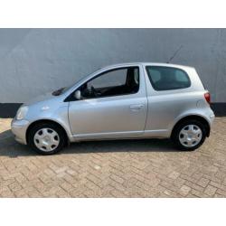 Toyota Yaris 1.3 VVT-i Sol Automaat - 1e Eigenaar