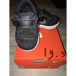 Nike flex contact maat 19,5