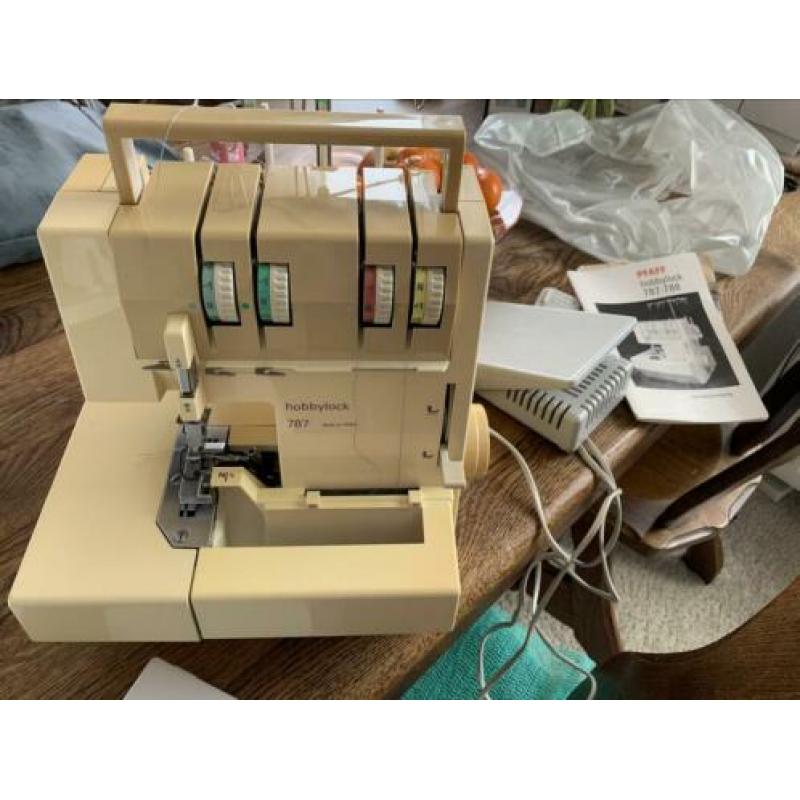 Pfaff hobbylock 787