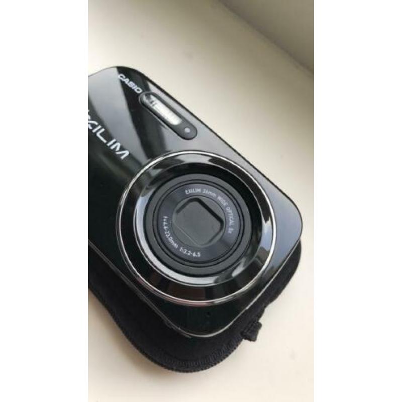 Te koop! Casio hand camera! 16,1MP