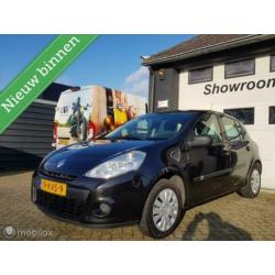 Renault Clio 1.2 TCe Expression airco, navi, nieuwe APK!