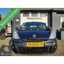 Renault Clio 1.2 TCe Expression airco, navi, nieuwe APK!