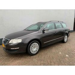 Volkswagen Passat Variant 2.0 FSI Comfortline
