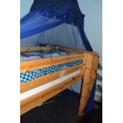 Halfhoogslaper grenenhout met bureau, of gewoon bed