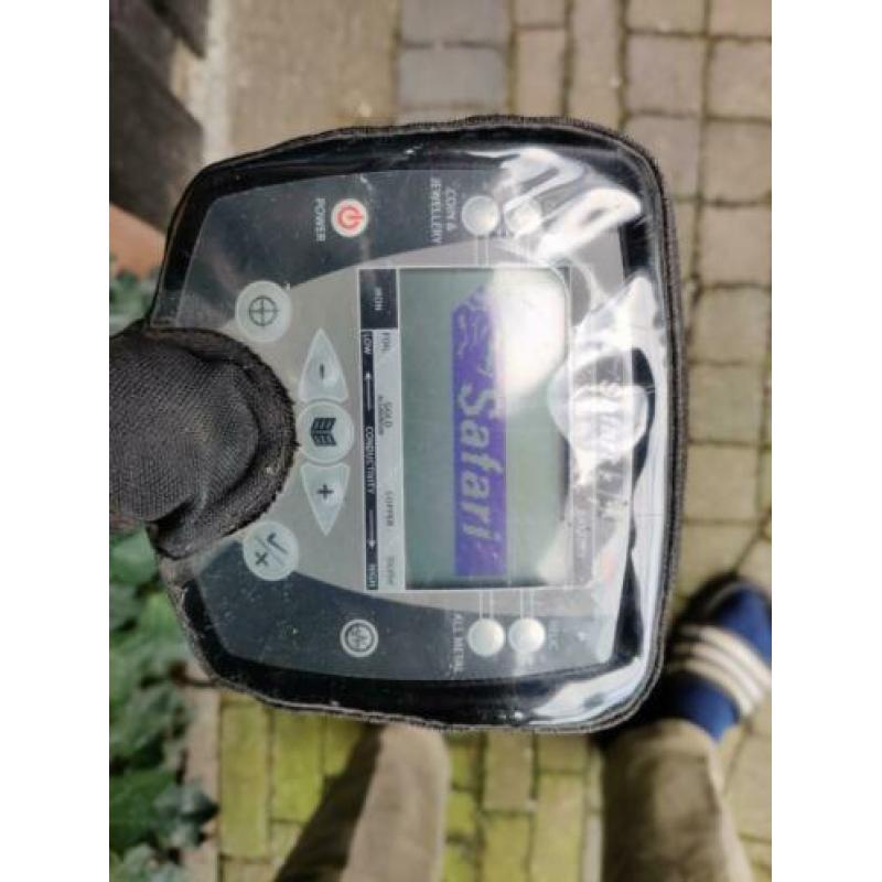 Minelab Safari metaaldetector in goede staat