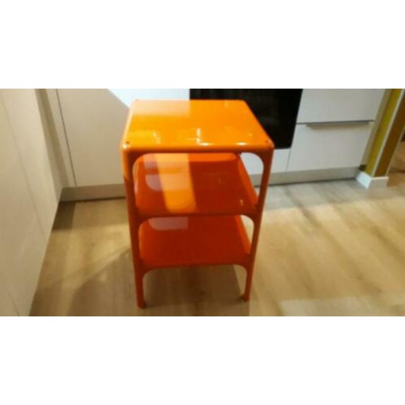 3 design Stapel tafels magistretti .demetrio Artemide