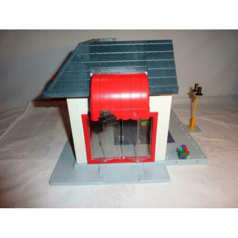 Klein huis 3959 of pand winkel kapper café e.d. Playmobil