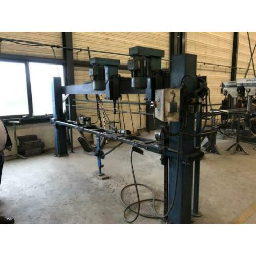 boormachine hekwerk palen