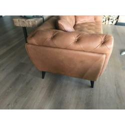 2 nieuwe leren (2,5 zits, cognac) banken