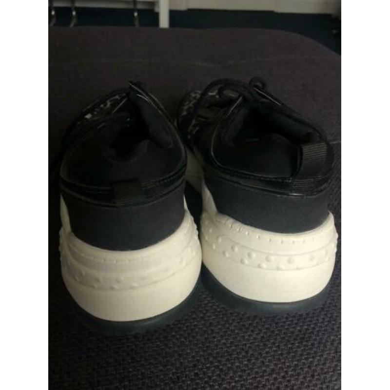 Zara sneakers panterprint dikke zool 39 grijs roze zwart