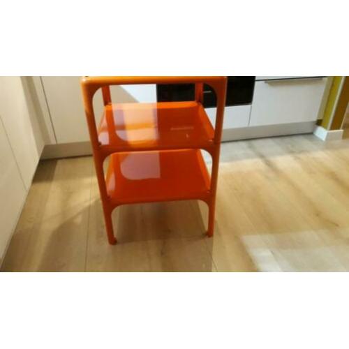 3 design Stapel tafels magistretti .demetrio Artemide