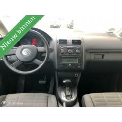 Volkswagen Touran 1.6-16V FSI Aut 7 Persoons Airco Navi Apk