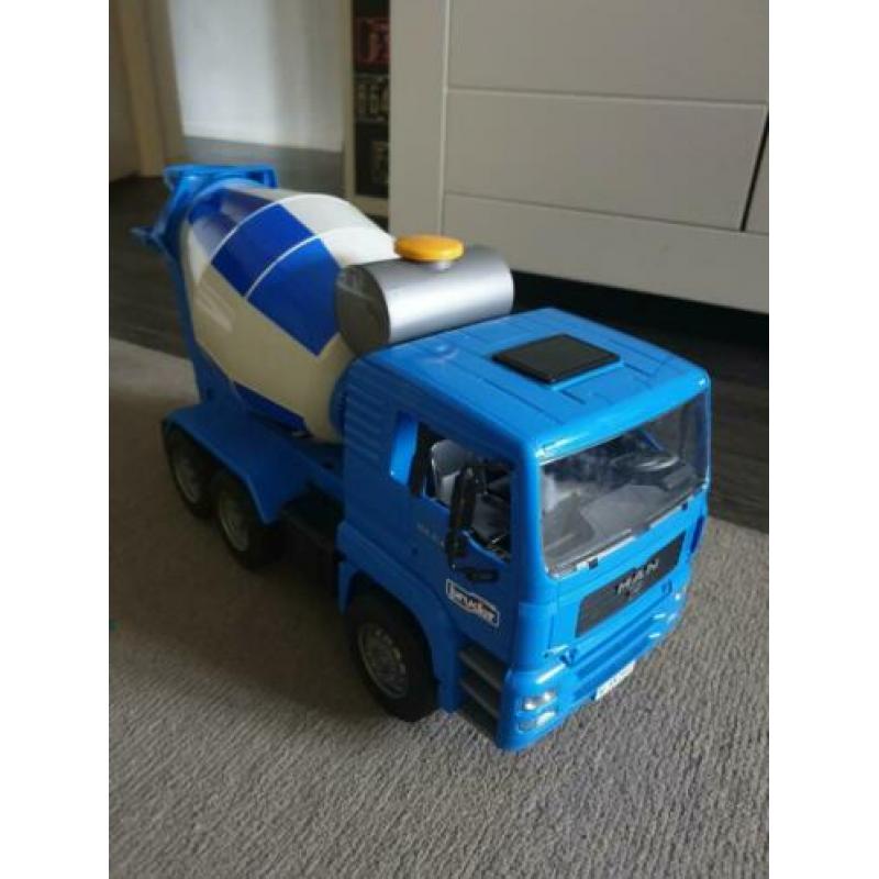 Te koop bruder betonwagen