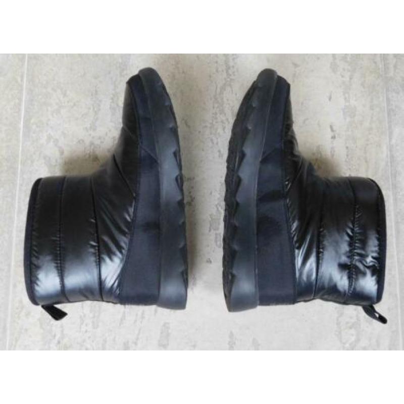 Skechers Bobs dameslaarzen maat 39, gevoerd, zwart, NIEUW.
