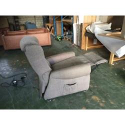 relaxfauteuil 2 motorig kleur stof taupe