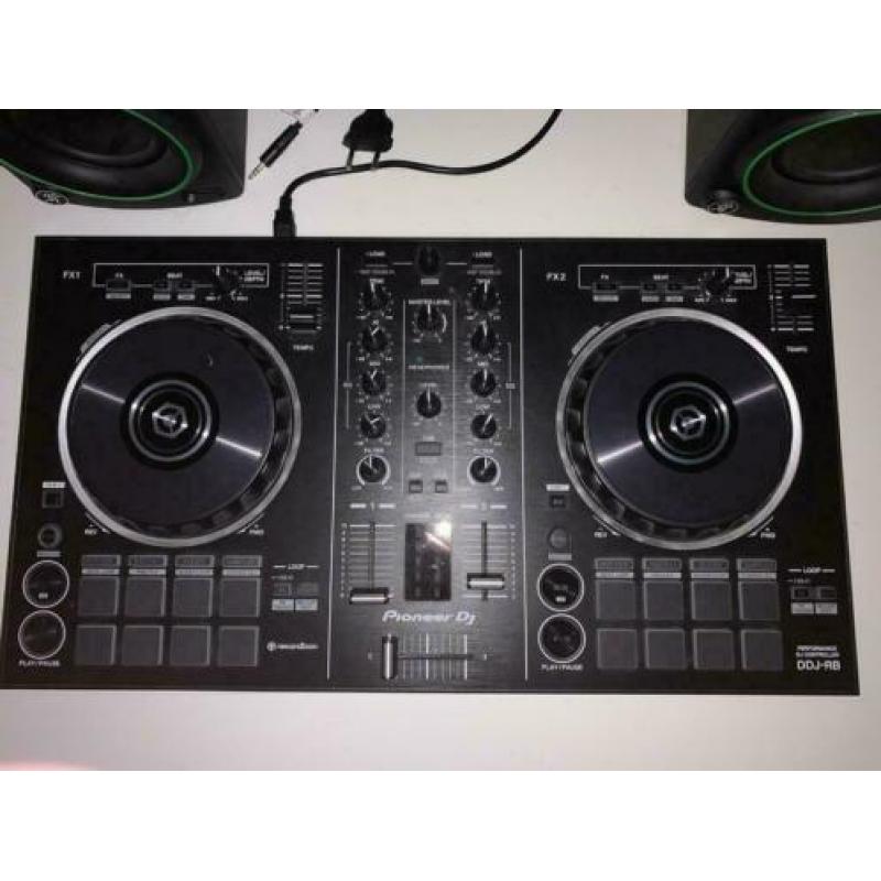 Pioneer ddj rb dj set met Maciek cr3 speakers