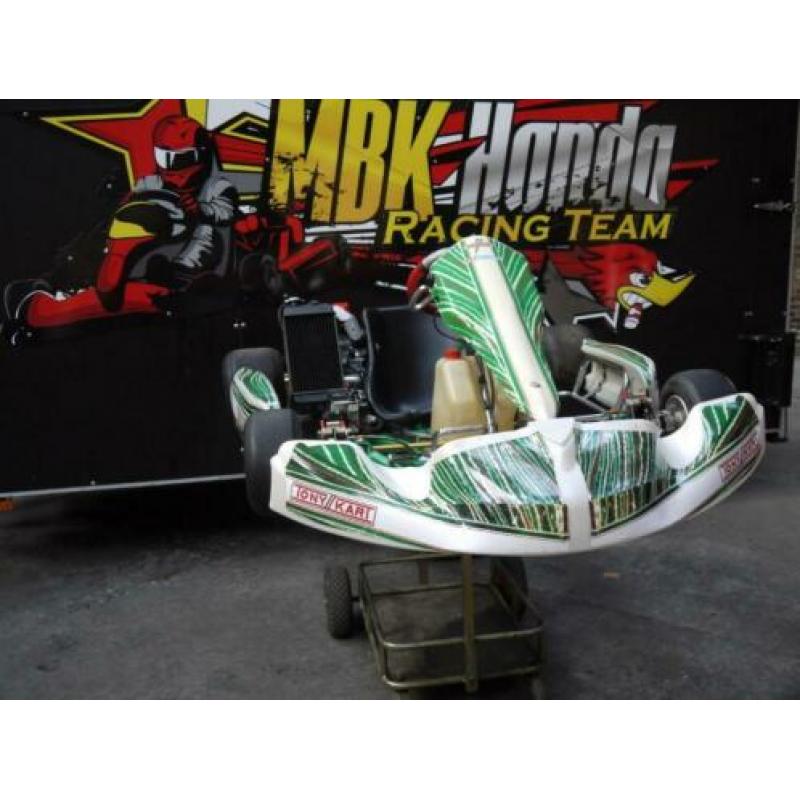 Tony Kart met swiss auto vt250 22 pk
