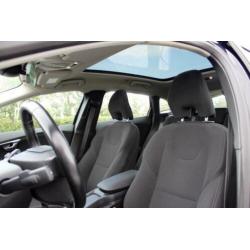Volvo V40 2.0 D4 190 PK Momentum | Navigatie | Panoramadak |