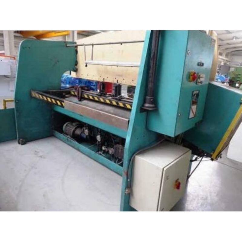 Promecam hydraulische kantbank type RG 103