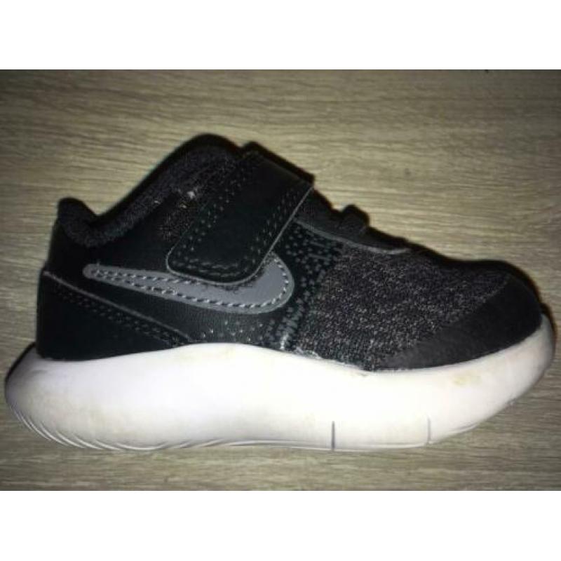 Nike flex contact maat 19,5