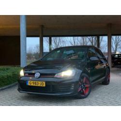 Volkswagen Golf 2.0 GTI performance aut navi pano dak full