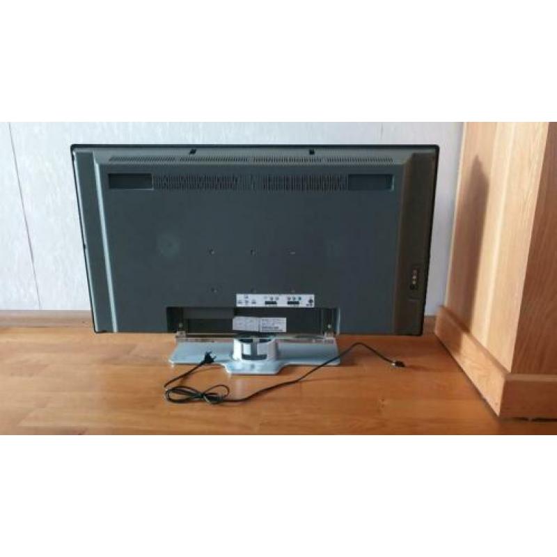 Philips LCD TV met standaard (32 inch zwart/zilver)