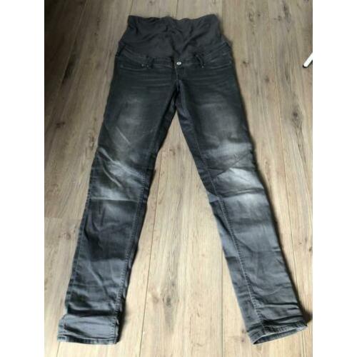 Skinny zwangerschapsbroek maat 38