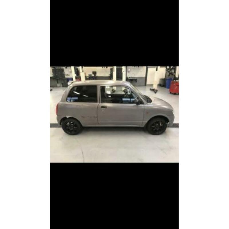 Daihatsu Cuore 1.0 2000 Grijs