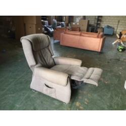 relaxfauteuil 2 motorig kleur stof taupe