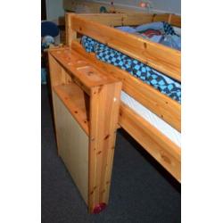 Halfhoogslaper grenenhout met bureau, of gewoon bed
