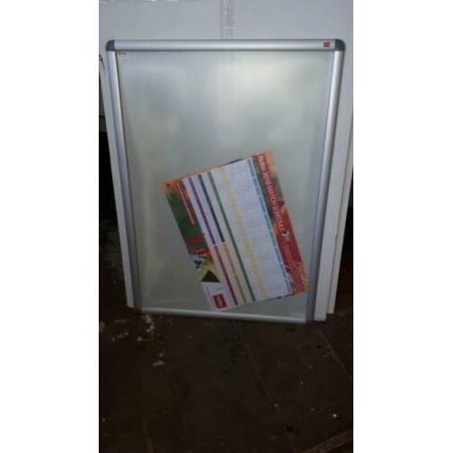 2x NIEUWE Nobo posterlijst wissellijst kliklijst 70 x 100cm