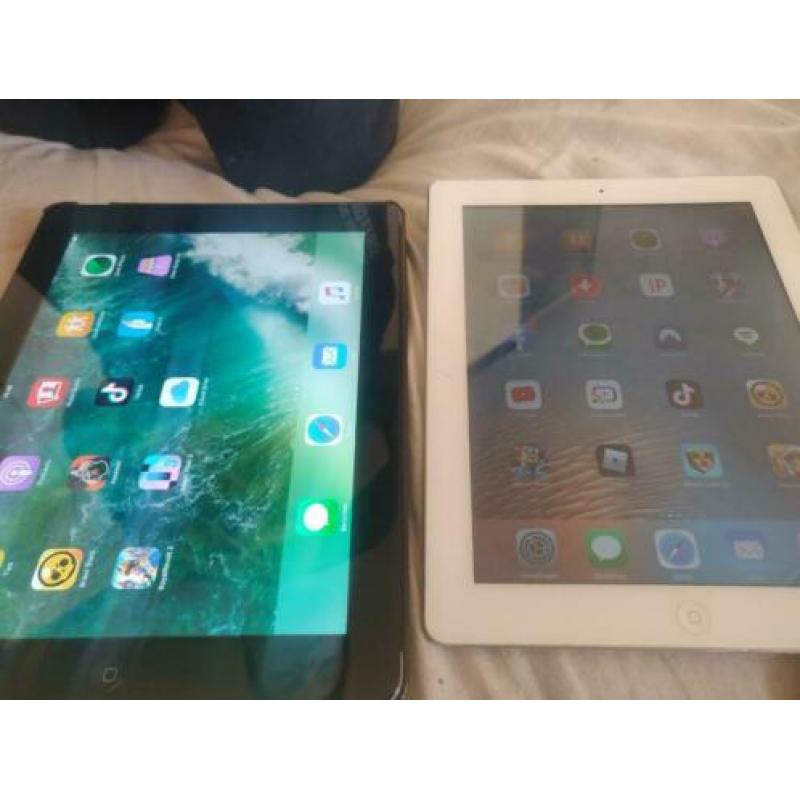 iPad 2 keer 1 keer iPad 2 64 gig en een iPad 4 . Allebij in