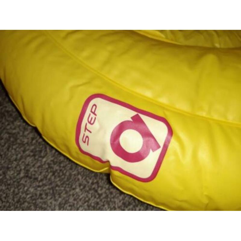 Baby swimtrainer en baby float. Baby Zwemband