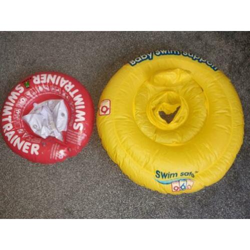 Baby swimtrainer en baby float. Baby Zwemband