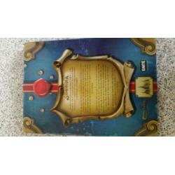 Symbolica verzamelalbum met de magische medaillons