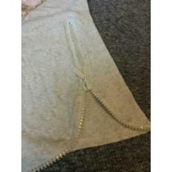 Leuk beige zomershirt met hart erop maat S/M!