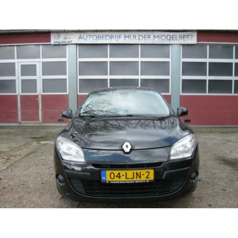 Renault MEGANE 1.6 i 110 Pk 5 Drs. Celcium NAV. PDC ECC