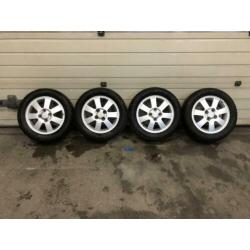Te Koop! Mitsubishi Spacestar velgen met winterband.