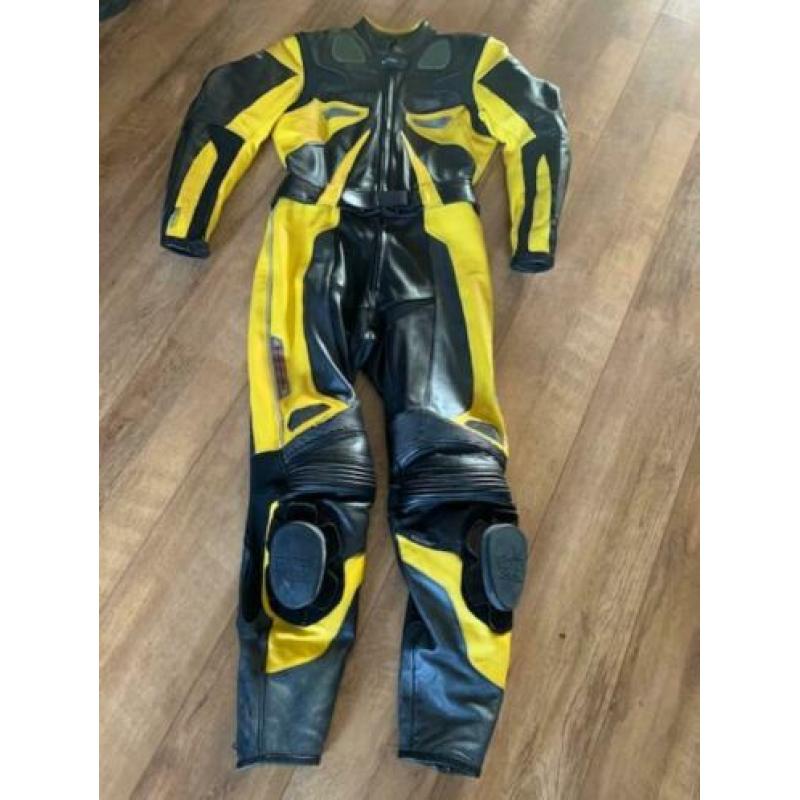 een 2 Delige Motorpak Van Damen maat 38